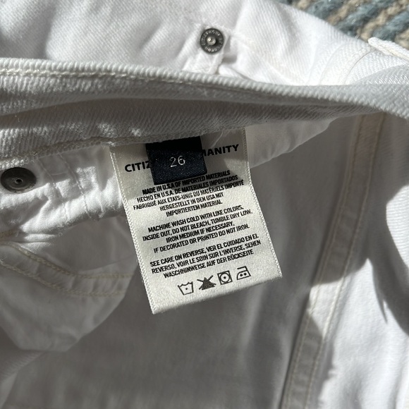 Citizens of Humanity Emerson Slim Boyfriend Jeans in white, size 26. - Picture 5 of 5